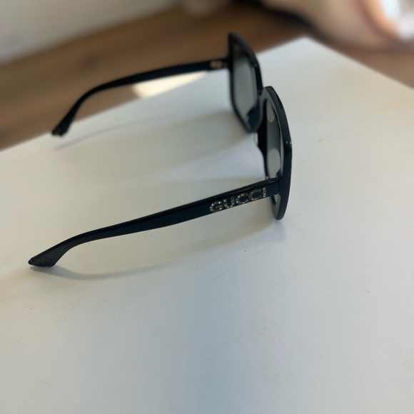 GUCCI GG0418S- Rhinestone Square Black and Gray Sunglasses (Read)